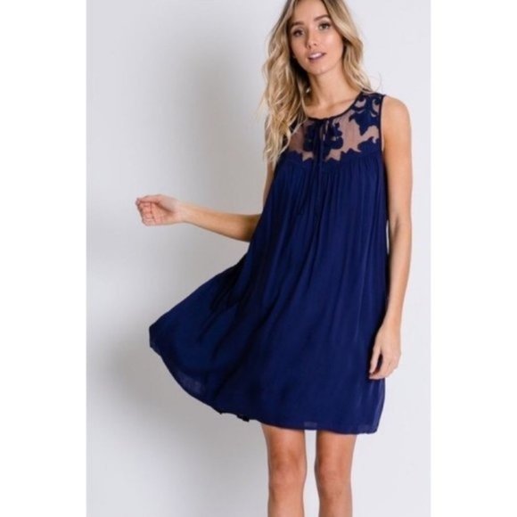 DAVI & DANI Dresses & Skirts - Davi & Dani Mesh Laced Sleeveless Dress NWT